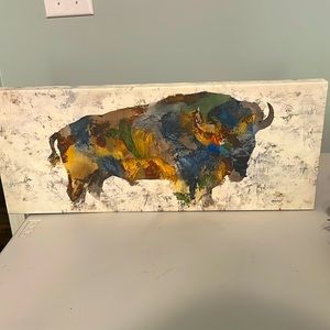 Buffalo canvas decor